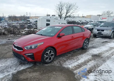2021 Kia Forte Lxs z USA, uszkodzony, nr VIN 3KPF24AD8ME284259